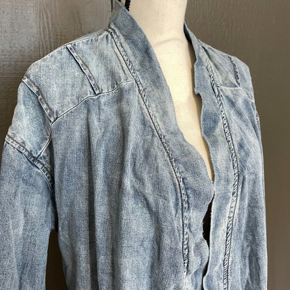 ROCKY CHAMBRAY ROBE - Picture 9 of 10